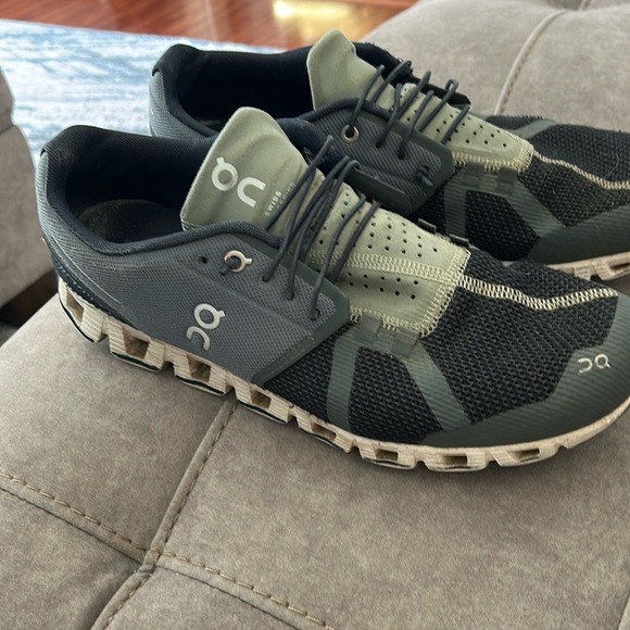On Running Sneakers with Breathable Mesh 12 - Picture 1 of 9